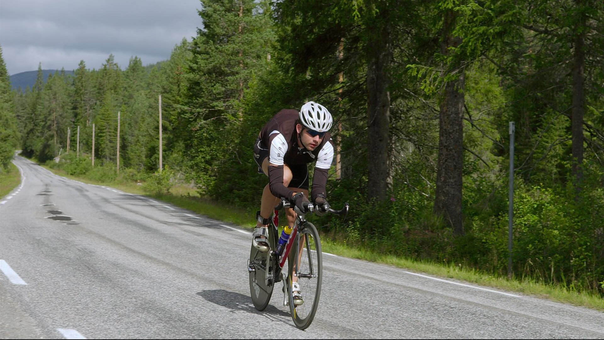 跨界合作的足球文化IP不断推出，拓展多元应用场景，足球challenges